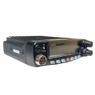 Tampilan Samping Radio Mobile Alinco DR-138