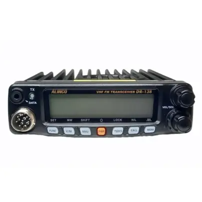 Radio rig Alinco DR-138MKII.