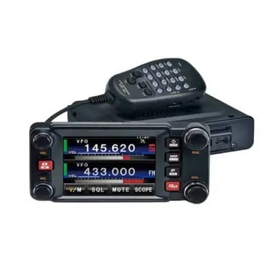 Radio rig mobile dual band Yaesu FTM-400XDR.